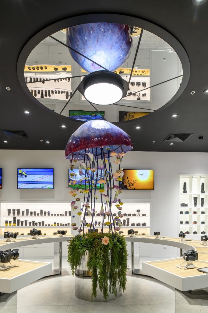 Nikon Otwarcie salonu w Zot ych Tarasach instalacja